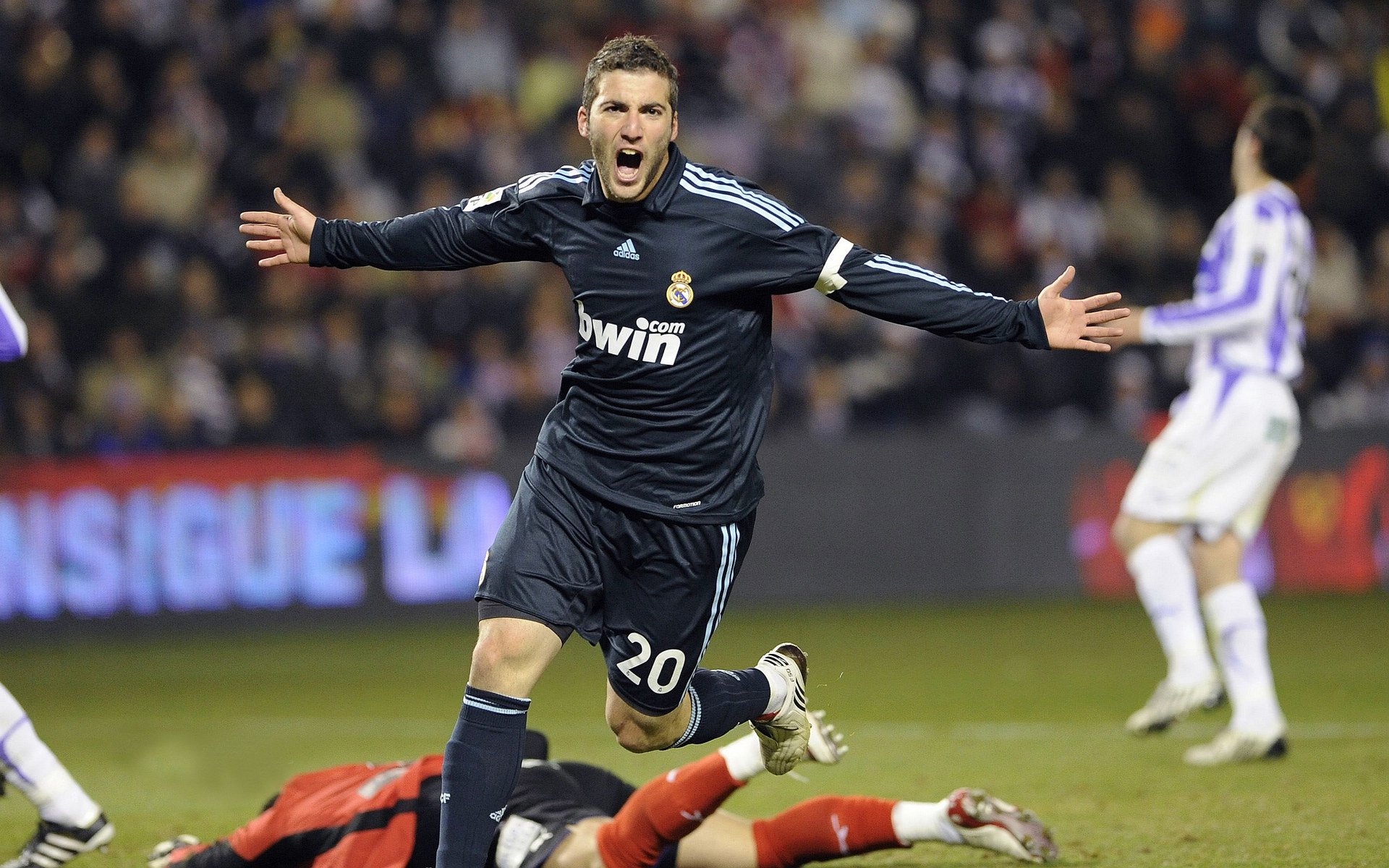 英超前十：争冠战火全开，谁能笑到最后？，英超前十_争冠战火全开,谁能笑到最后